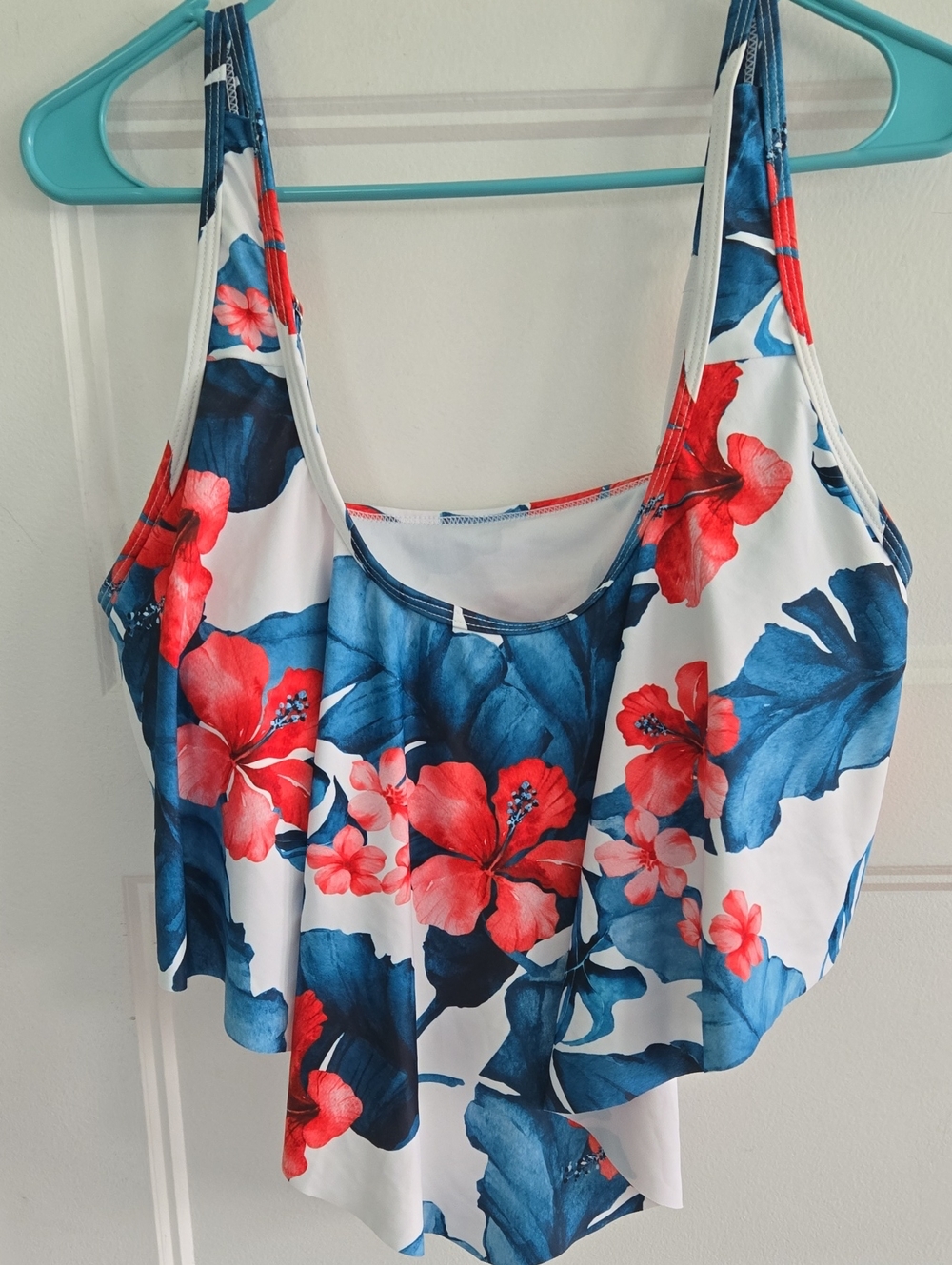 Tropical Print Flounce Tankini Swim Top Sz Large Hibiscus Floral Design White
